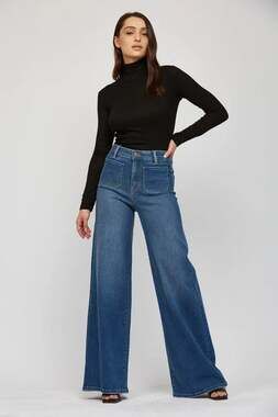 Mica Women's Super High Wide Flare Front Pocket Jeans Size 26